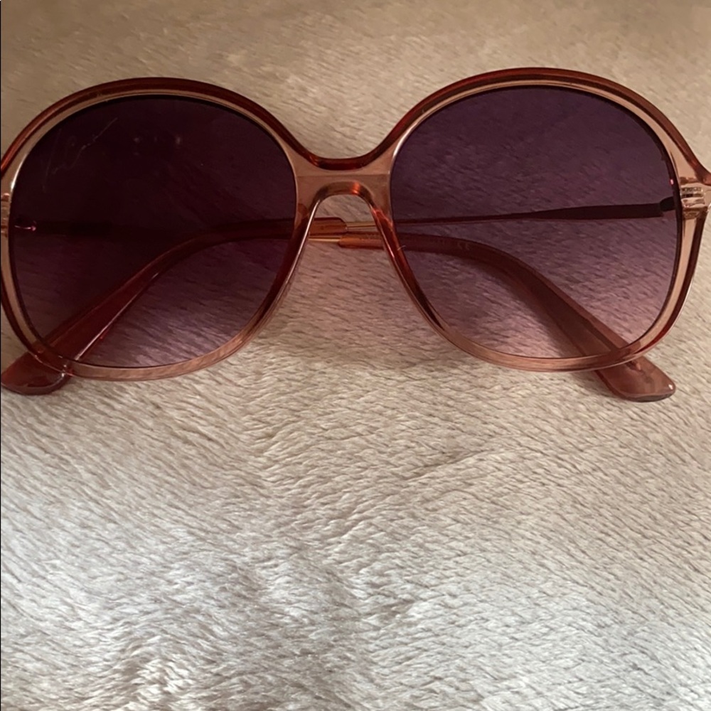 Vince Camuto sunglasses